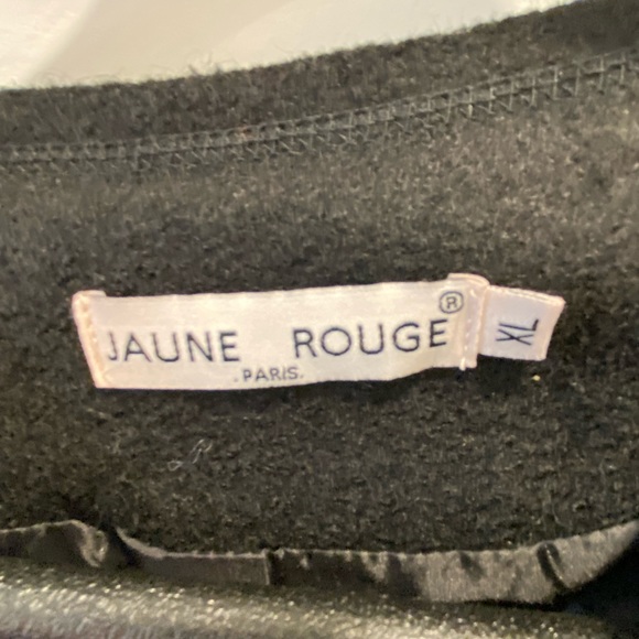 Black and gold Coat - Picture 5 of 14